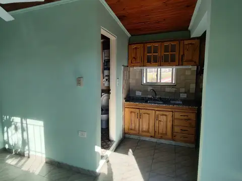 Depto Tipo Casa en Alquiler de 2 ambientes