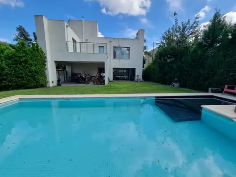 Casa en Venta de 4 dormitorios