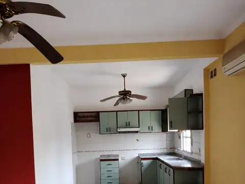 VENTA DE PH EN PRIMER PISO SIN EXPENSAS COCHERA