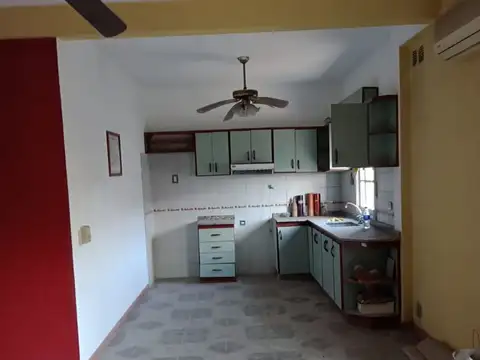Depto Tipo Casa en Venta con 1 cocheras