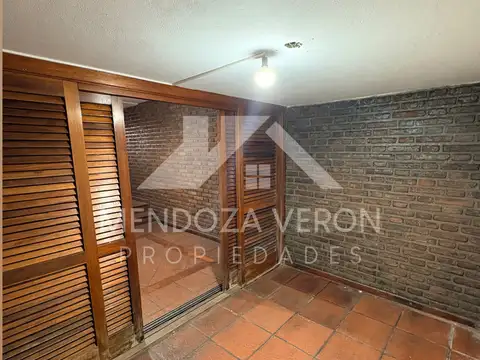 Local en Alquiler en Moreno, $ 800.000