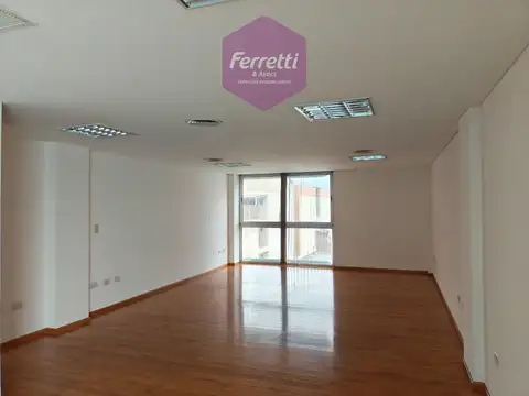 Oficina en Alquiler en Zona Centro, $ 850.000