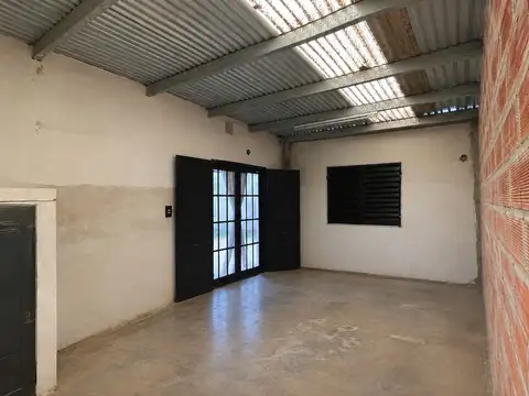 VENTA / CASA / BARRIO JARDÍN / OPORTUNIDAD
