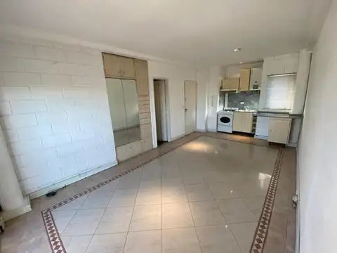 Departamento en Alquiler en Ramos Mejia, $ 370.000