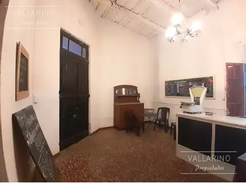 Local + departamento, Alberdi esquina 9 de Julio, Colón.