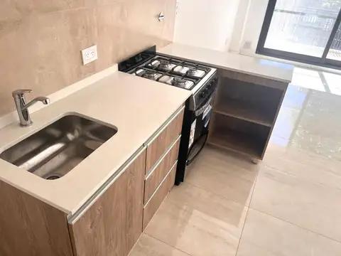 Depto Tipo Casa en Alquiler de 3 ambientes