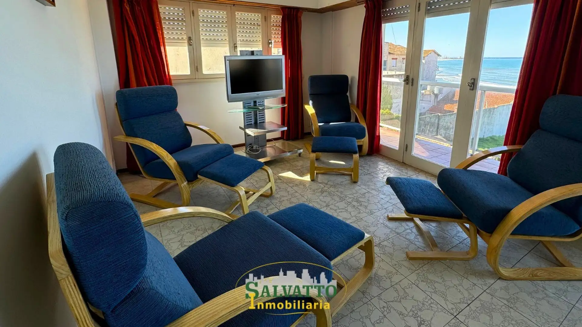Departamento 3 ambientes con vista al mar y cochera en Punta Mogotes