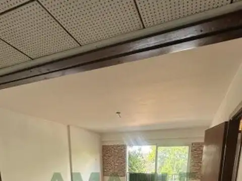 Venta 3 Ambientes con Dependencia Chacarita con Renta