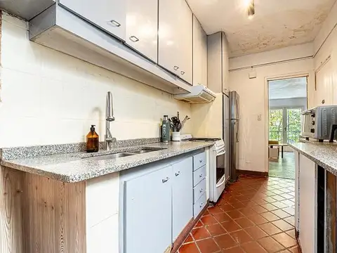Depto Tipo Casa en Venta 40 años