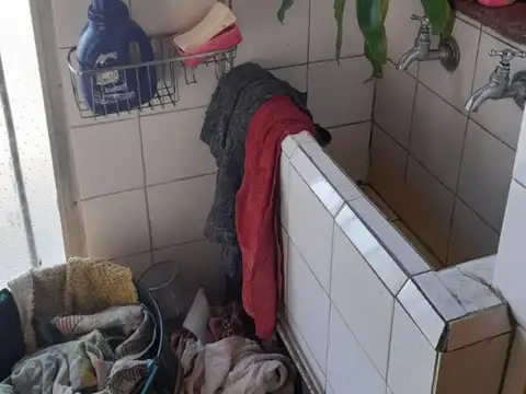 Departamento 5 ambientes con 2 baños