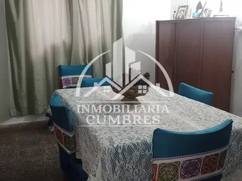 CASA EN BARRIO SANTA ANA I