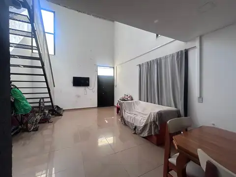 VENTA CASA 2 DORM EN BARRIO SPILIMBERGO NORTE CBA
