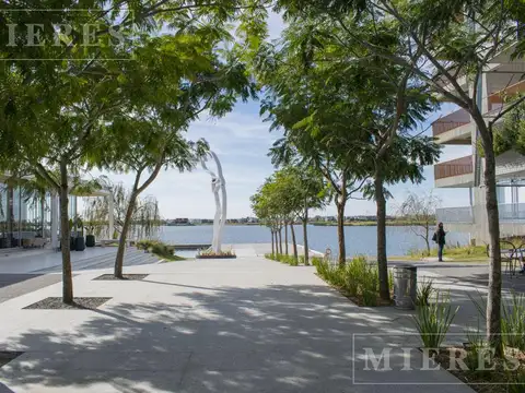 Terreno en Venta 20  mts Fondo