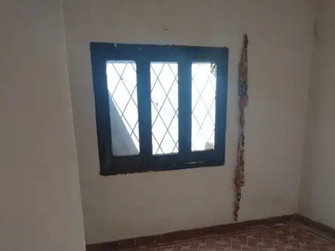 Casa en Alquiler con 1 cochera
