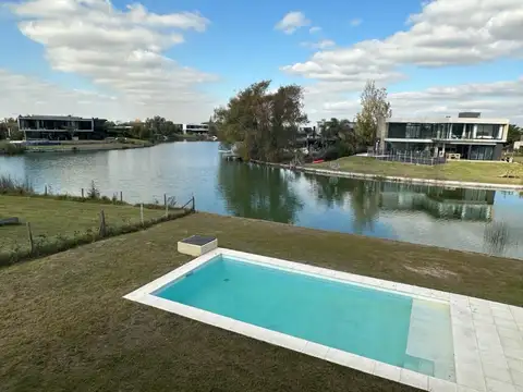 Casa en El Canton - Norte