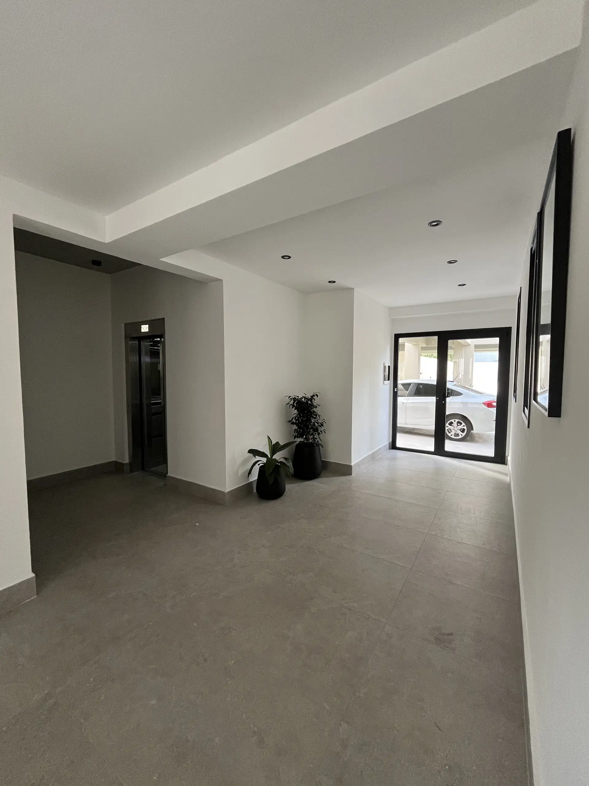Depto a estrenar 2 dorm 86m² con cochera y terraza con parrilla — Uriburu