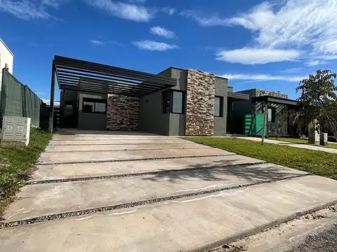 Casa en Venta en Lujan de Cuyo, Luján de Cuyo