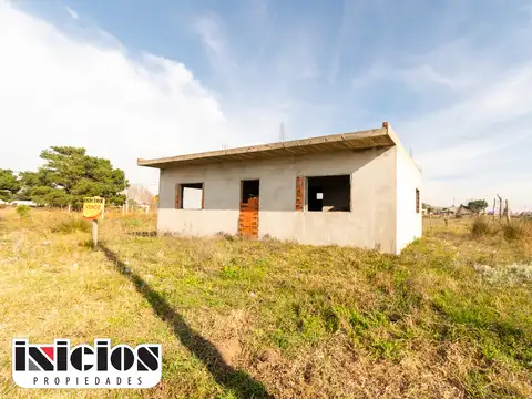 Casa abierta a diseño y expansión - C670