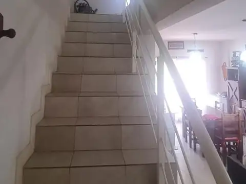 Venta de Duplex  3 ambientes. Ciudad Evita