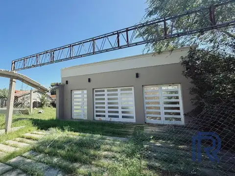 Casa en venta c/ cochera en Patagonia
