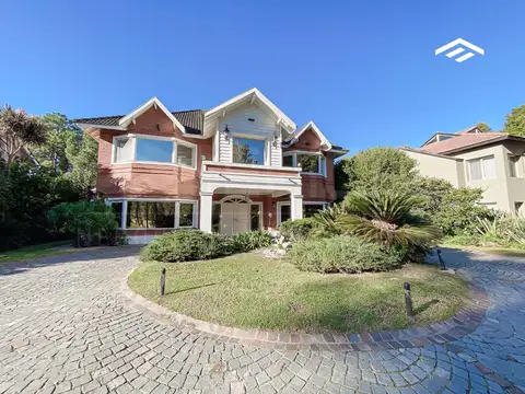 Casa en Venta de 5 dormitorios