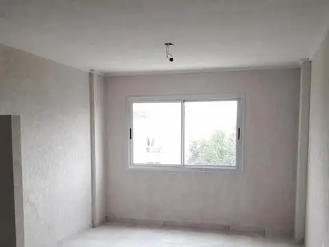 VENTA - DEPARTAMENTO DE 2 AMBIENTES