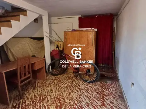 Casa con 2 dormitorios a metros de Blas Parera.