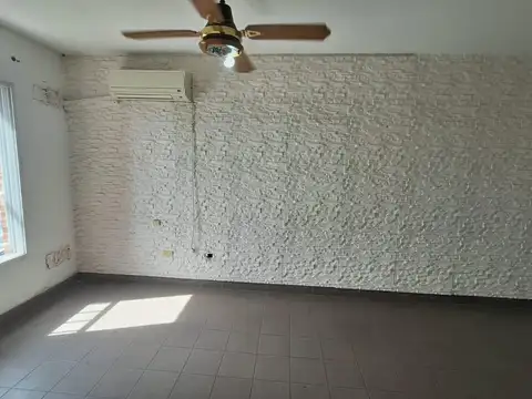 Departamento en Alquiler en Barrio Roma, $ 520.000