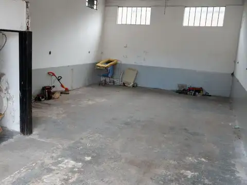 Galpon en Venta en Ituzaingó, USD 80.000