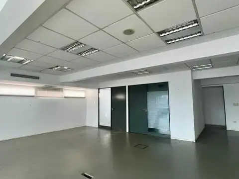 Alquiler Oficina Premium en Córdoba Plaza 250 m² con Cochera