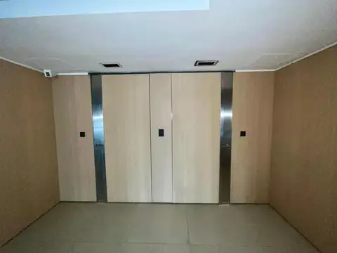 Avenida Córdoba 2057