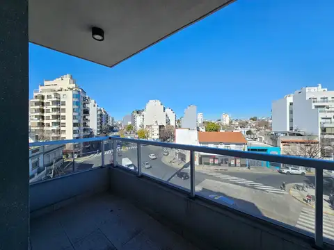 Avenida Doctor Ricardo Balbín 3800