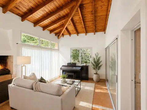 Casa 6 ambientes con 4 baños
