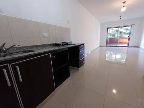 Departamento Monoambiente Amplio. 39 m² Totales. Posesión Inmediata. Exc. Ubicación! Apto Credito