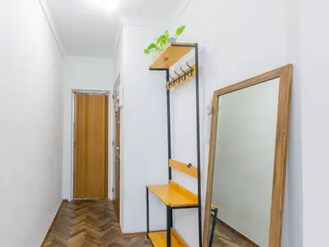 Venta. Departamento 4 ambientes. Frente. Apto crédito. Colegiales