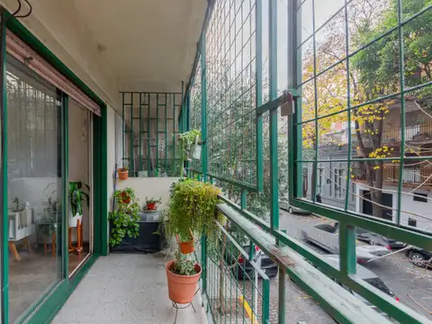 Venta. Departamento 4 ambientes. Frente. Apto crédito. Colegiales