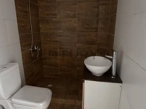 Departamento en Alquiler en Jose Leon Suarez, $ 400.000