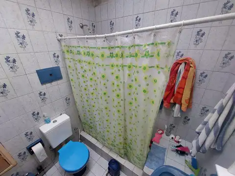 CASA EN VENTA 3 AMBIENTE FLORENCIO VARELA