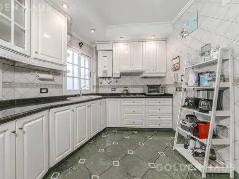VENTA DEPARTAMENTO CON TERRAZA Y COCHERA, VILLA LURO