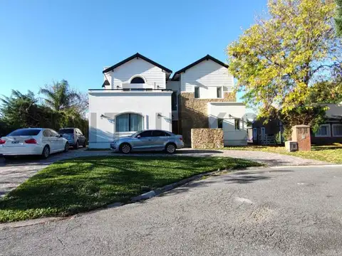 Casa en Venta de 5 dormitorios