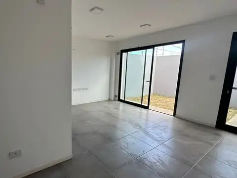 Casa en Venta en Los Hornos, USD 75.000