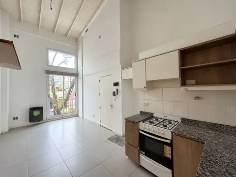 Depto Tipo Casa en Alquiler en Saavedra, USD 600
