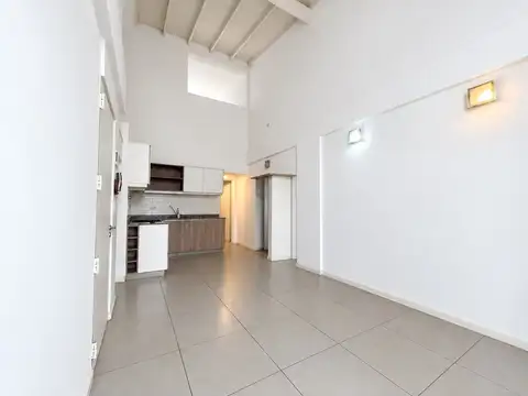 Depto Tipo Casa en Alquiler de 2 ambientes