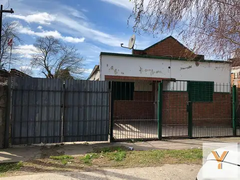 Casa en Venta en Los Hornos, La Plata