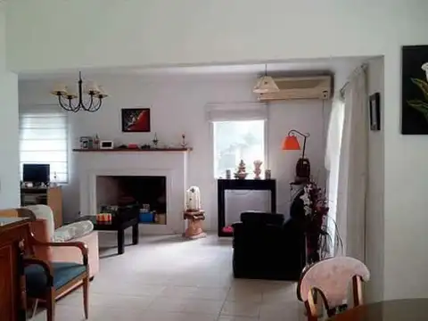 Casa 5 AMBIENTES en La Alameda, Tigre