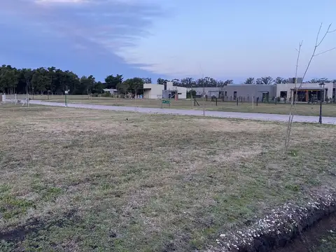 Terreno en Venta 15  mts Frente