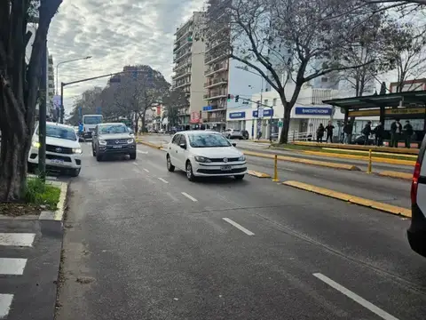 AV. MAIPU 700