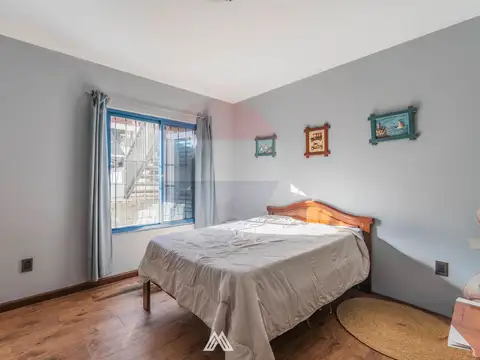 Venta de gran residencia de 4 dormitorios en Pando