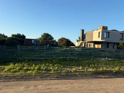 Excelente Lote Maritimo I - Costa Esmeralda