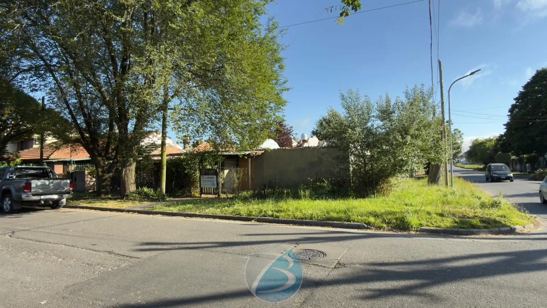 Terreno en Los Pinares de 415m²